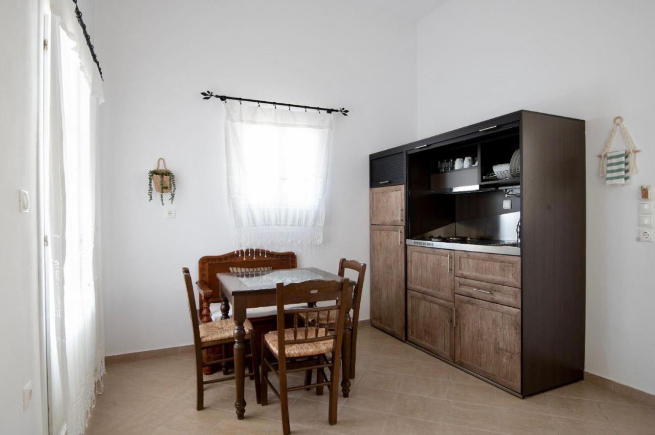 Astrio Suites Λιβάδι Εξωτερικό φωτογραφία