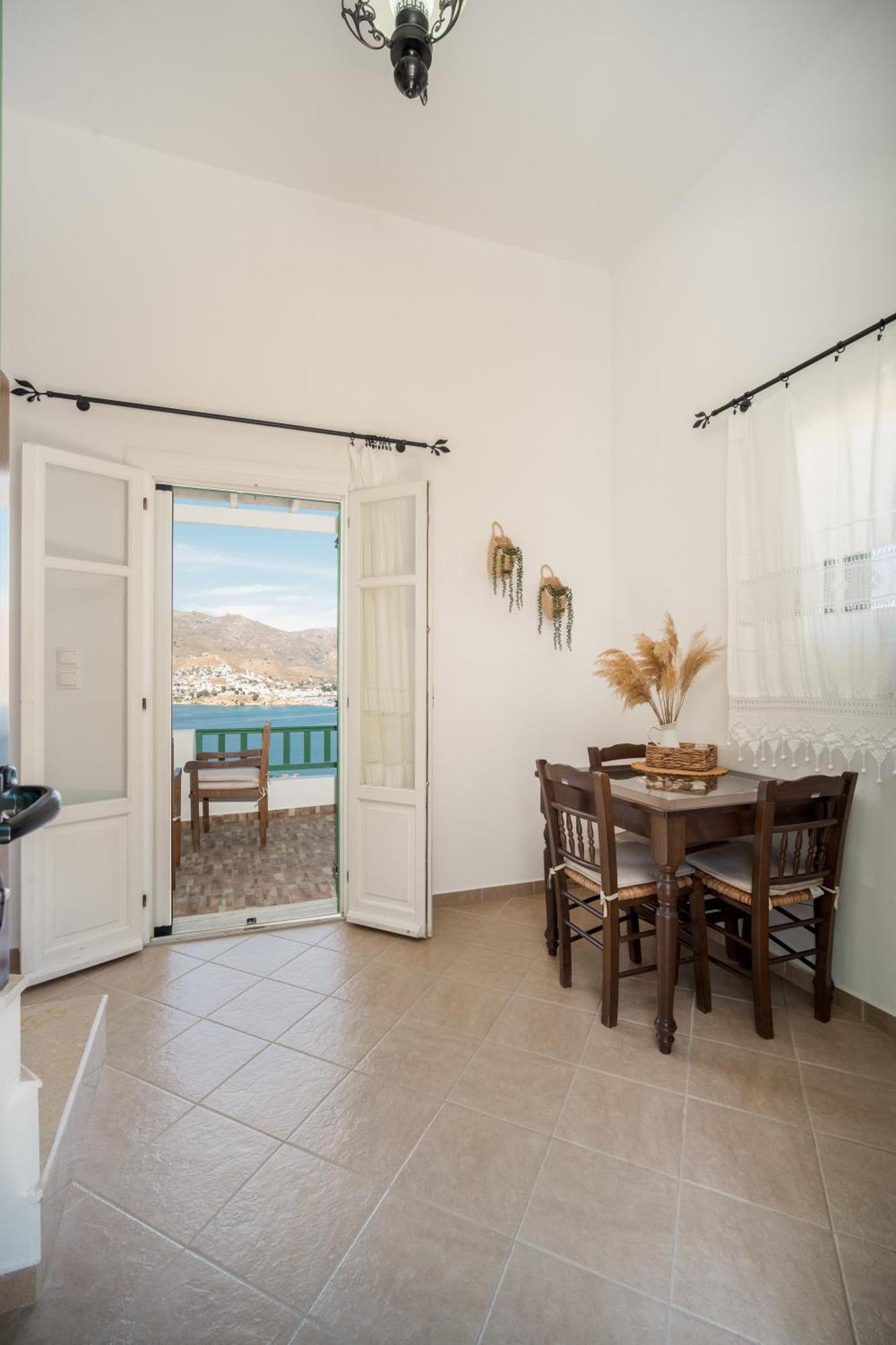 Astrio Suites Λιβάδι Εξωτερικό φωτογραφία